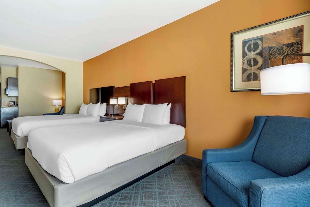 Suite, Multiple Beds, Accessible, Non Smoking