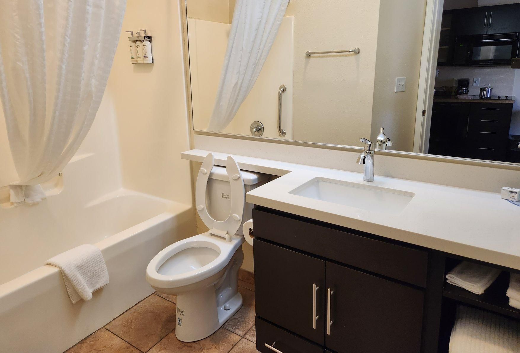 2 Double Beds Studio Suite Non-Smoking