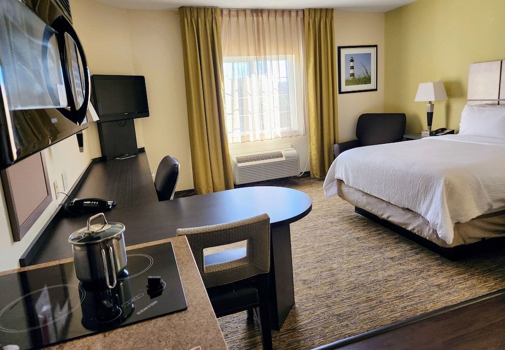 Studio Suite, 1 Queen Bed