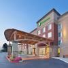 Holiday Inn & Suites Oakland Airport by IHG