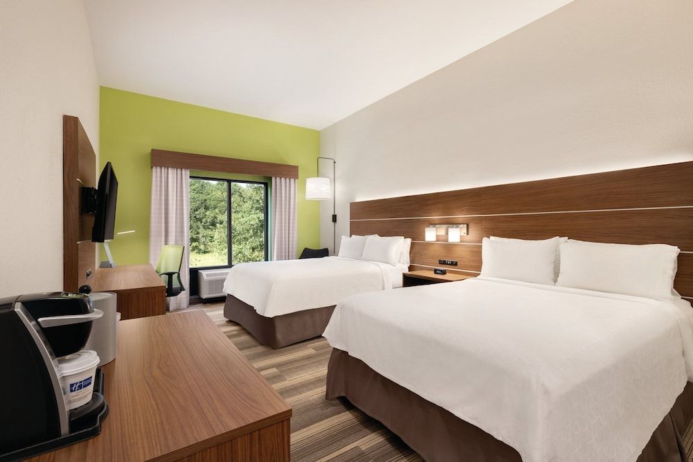Standard Room, 2 Queen Beds, Accessible (Communication, Accessible Tub)