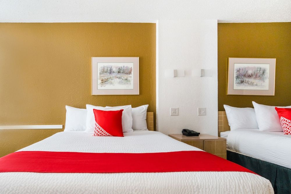 OYO Hotel Wichita Falls - Downtown Room, 2 Queen Beds 3