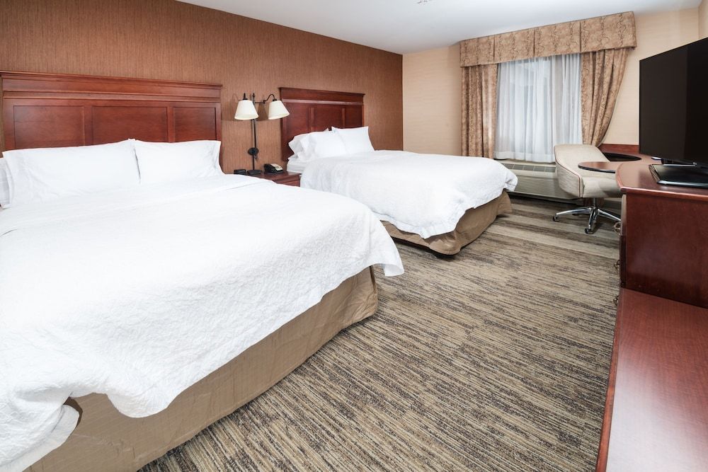 Two queen beds non smoking