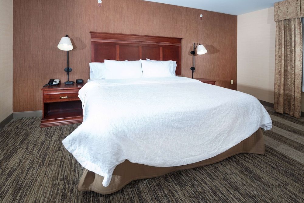 One King Bed, Non-Smoking, Roll In Shower