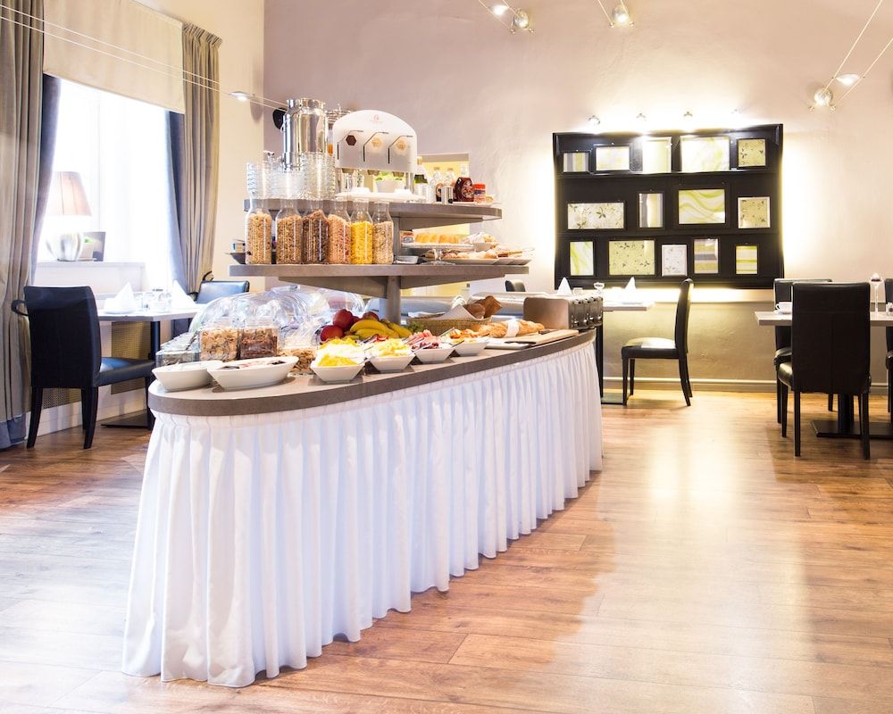 undefined Unitas Hotel 10