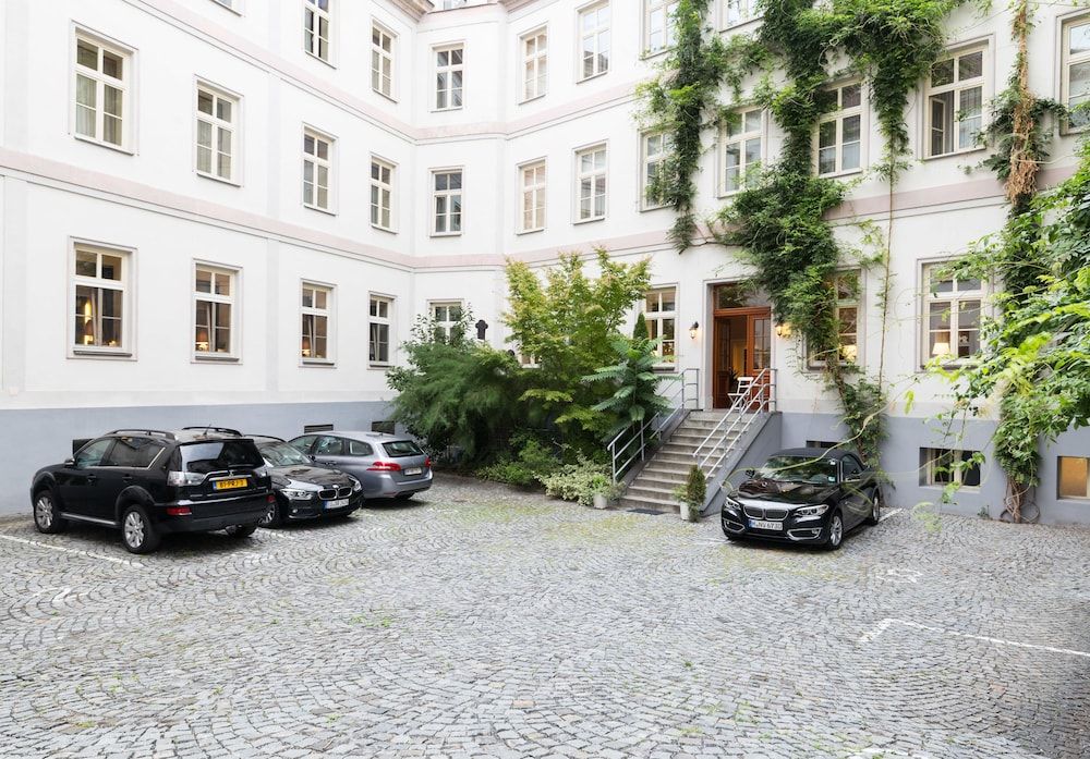 undefined Unitas Hotel 4