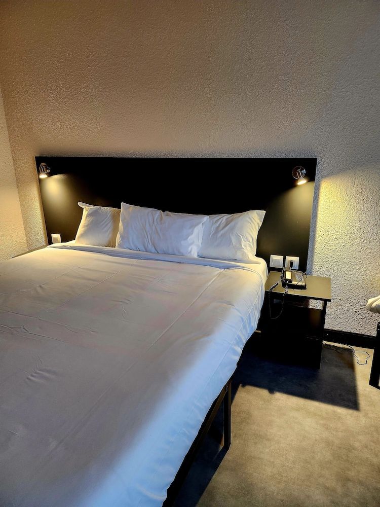 The Originals City, Hôtel Le Forum, Strasbourg Nord Family Quadruple Room 2