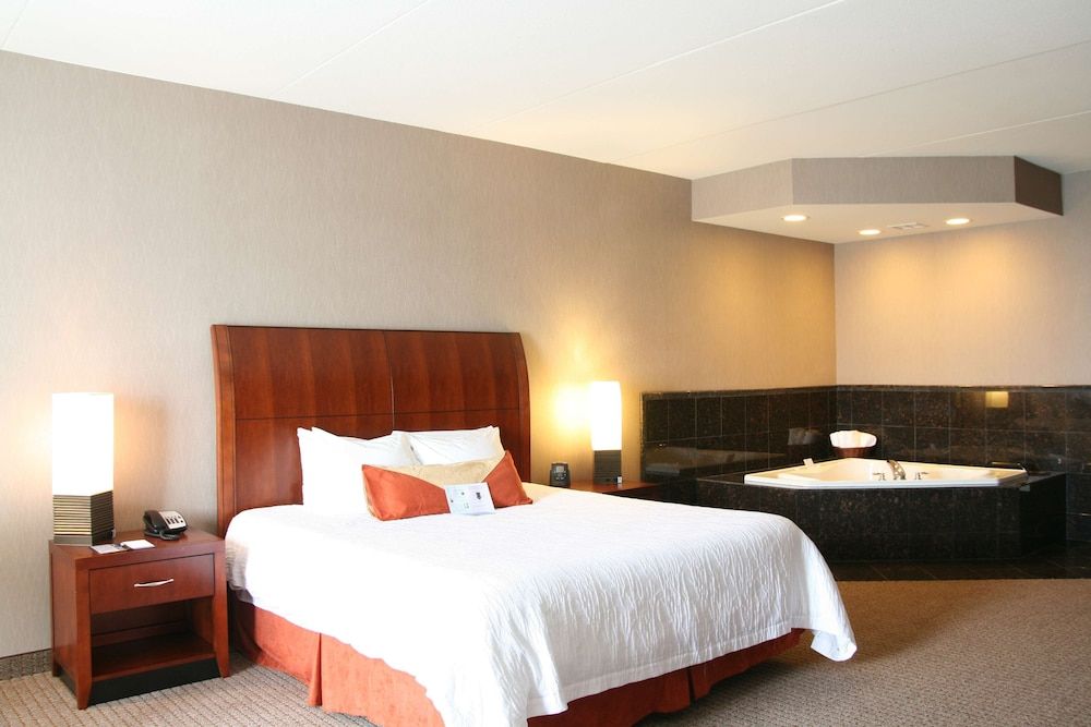 One King Suite with Whirlpool