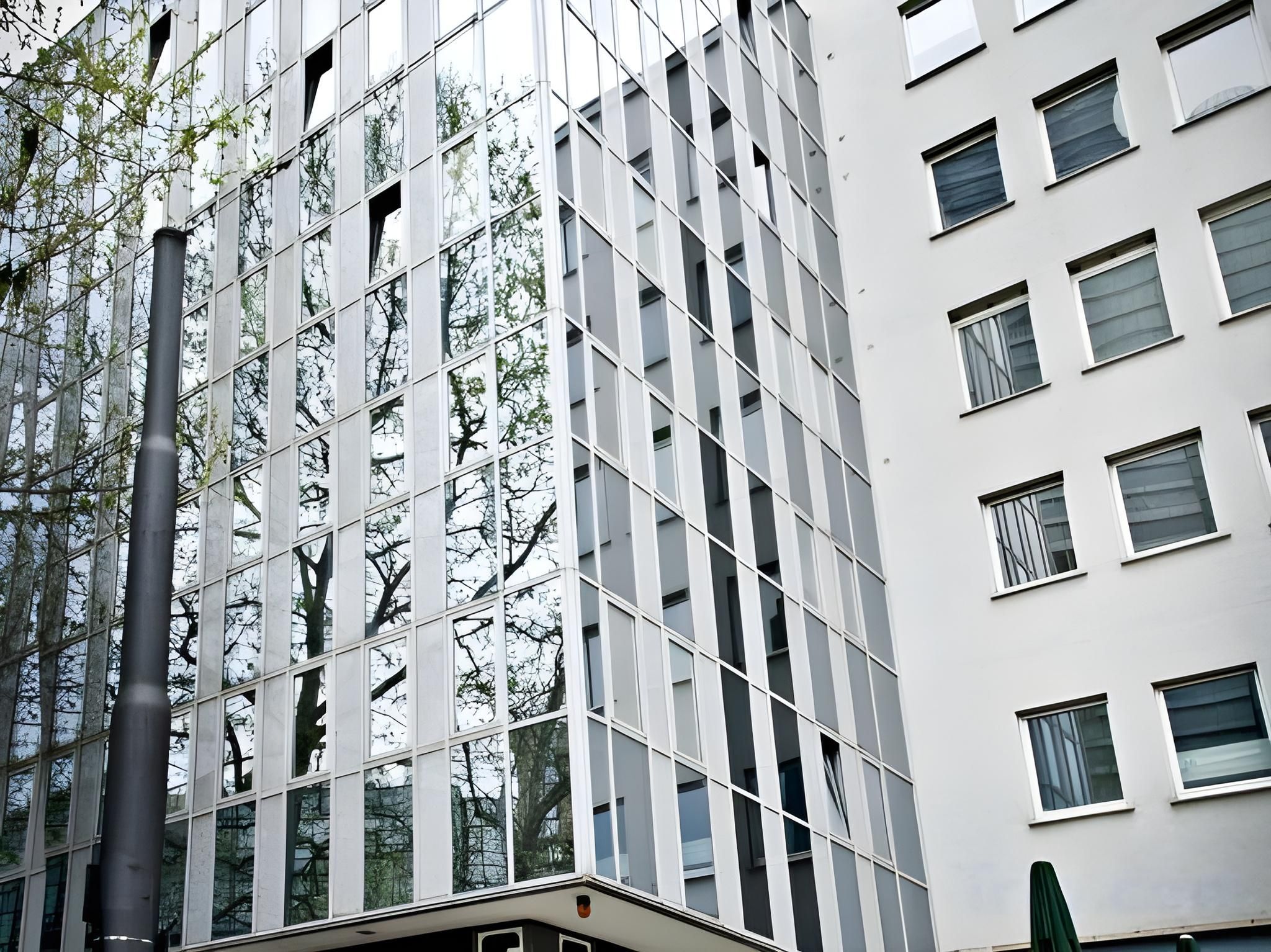 undefined The Corner Hotel 4