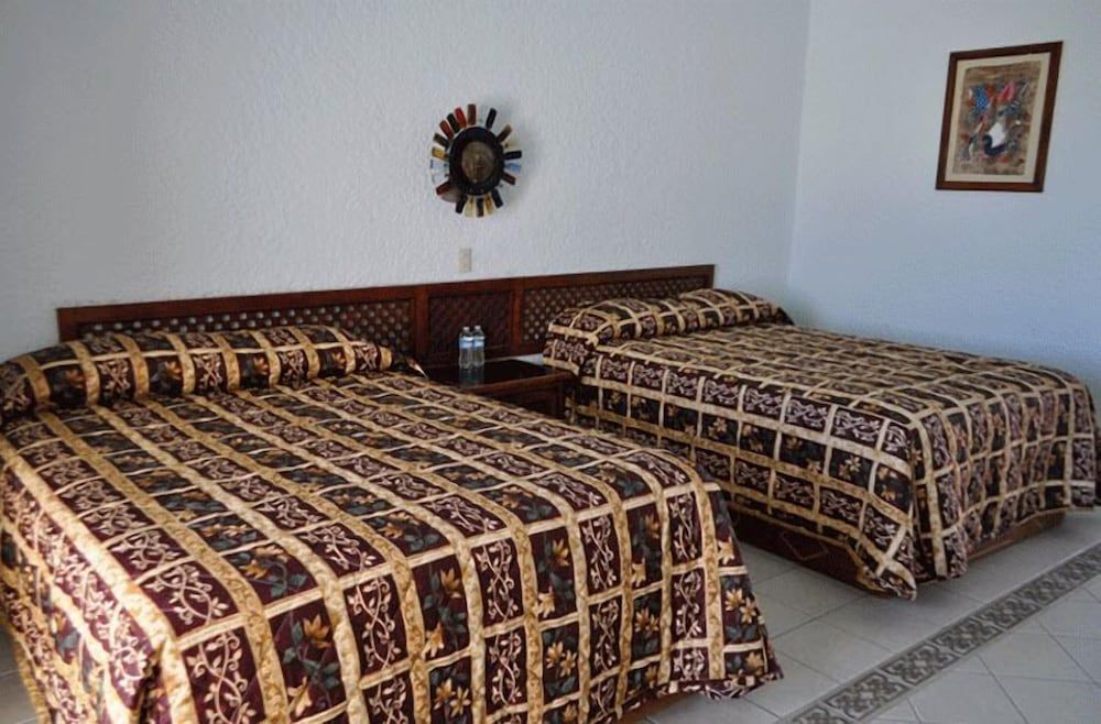 Hotel Mision Santa Maria Standard Double Room, 2 Queen Beds 4
