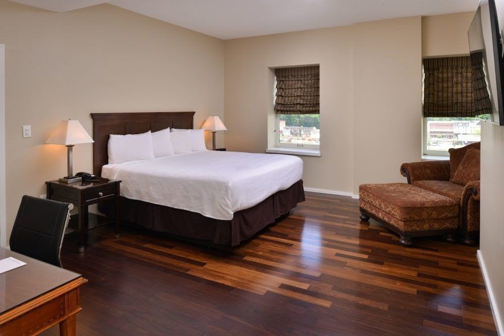 Executive Suite, 2 Bedrooms, River View