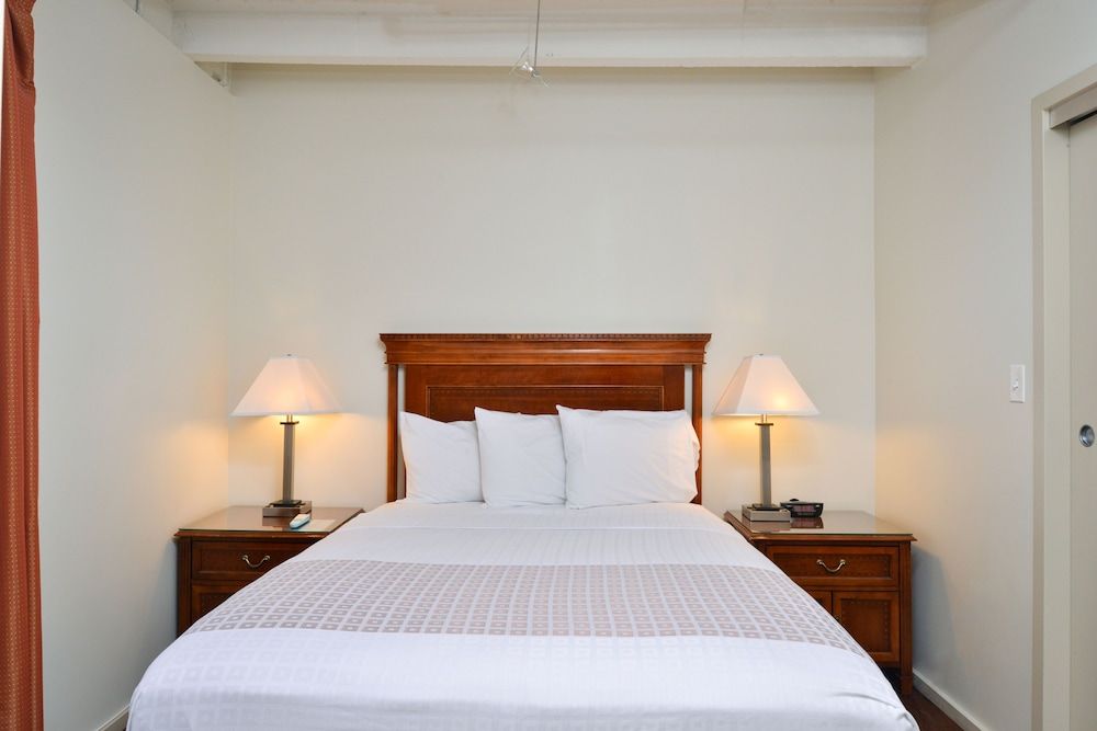 Queen Suite with Balcony