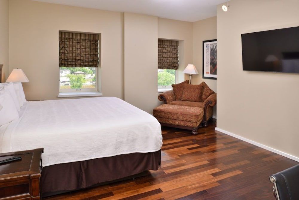 Executive Suite, 2 Bedrooms, River View