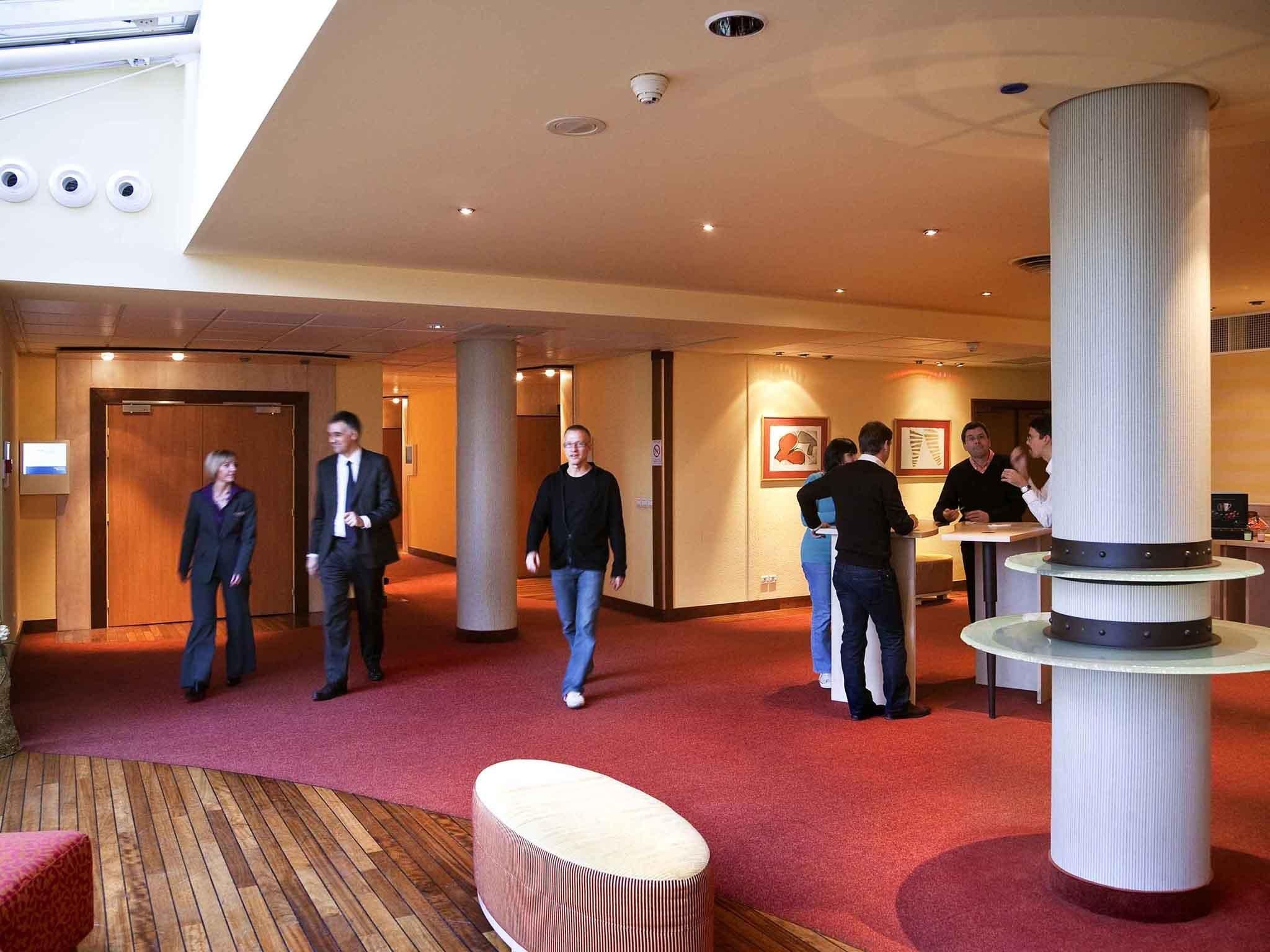 meeting room / ballrooms