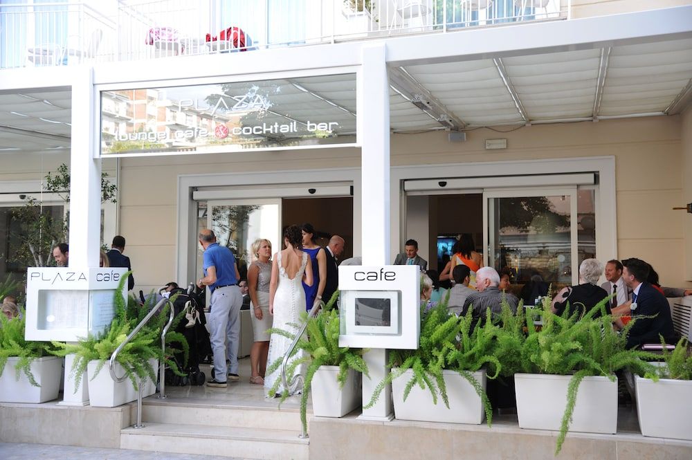 undefined Hotel Plaza 5