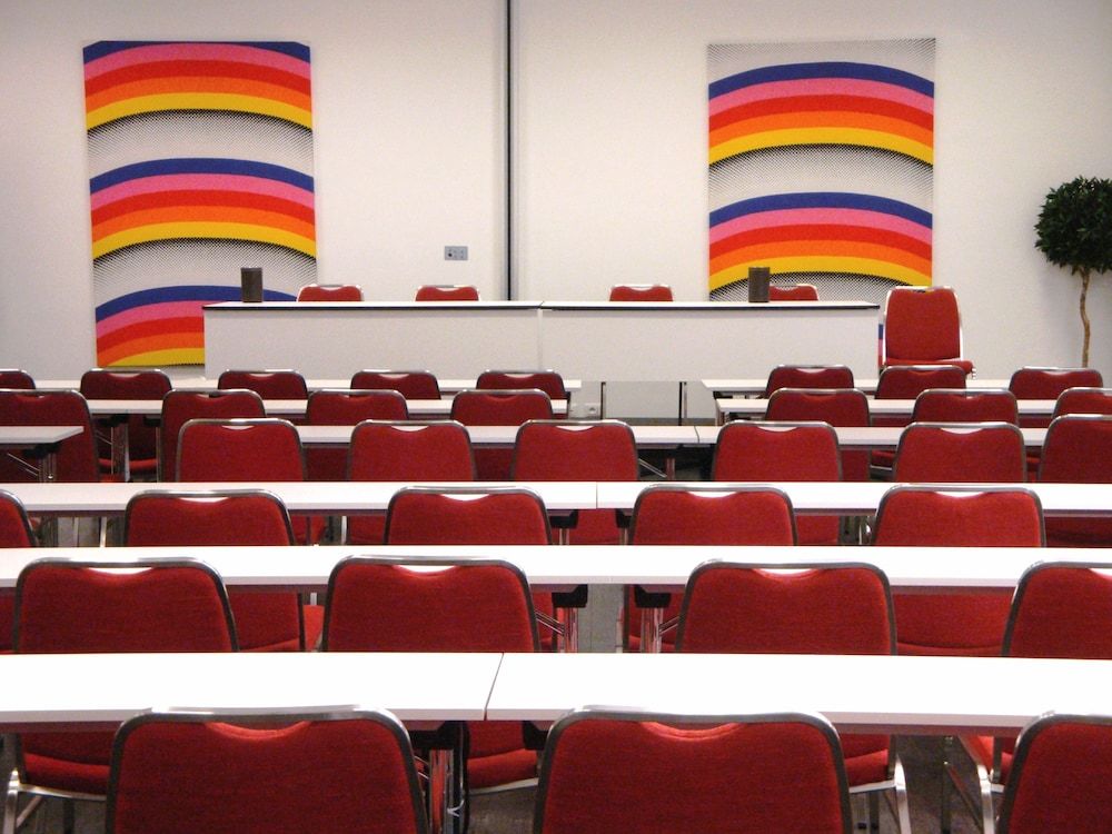 undefined Hotel Plaza 10