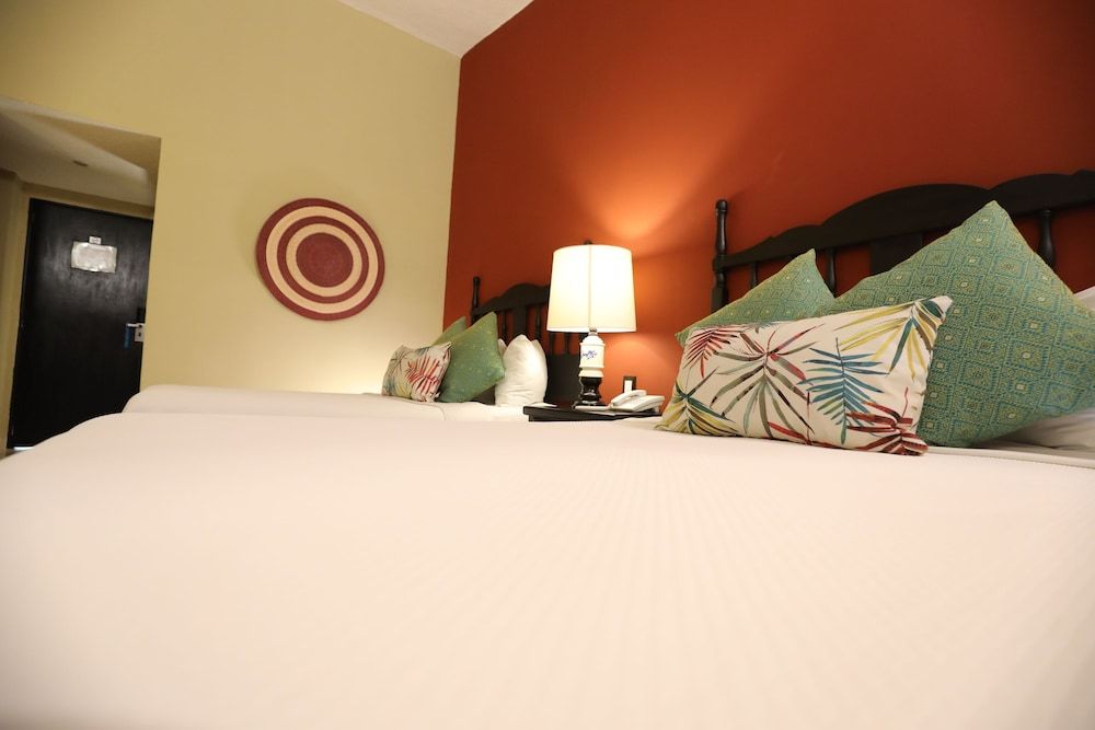 Hotel Montetaxco Panoramic Room, 2 Double Beds, City View (Plus) 3