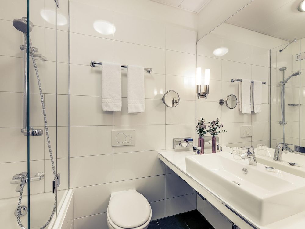 Mercure Hotel Wiesbaden City Standard Room, 1 King Bed 5