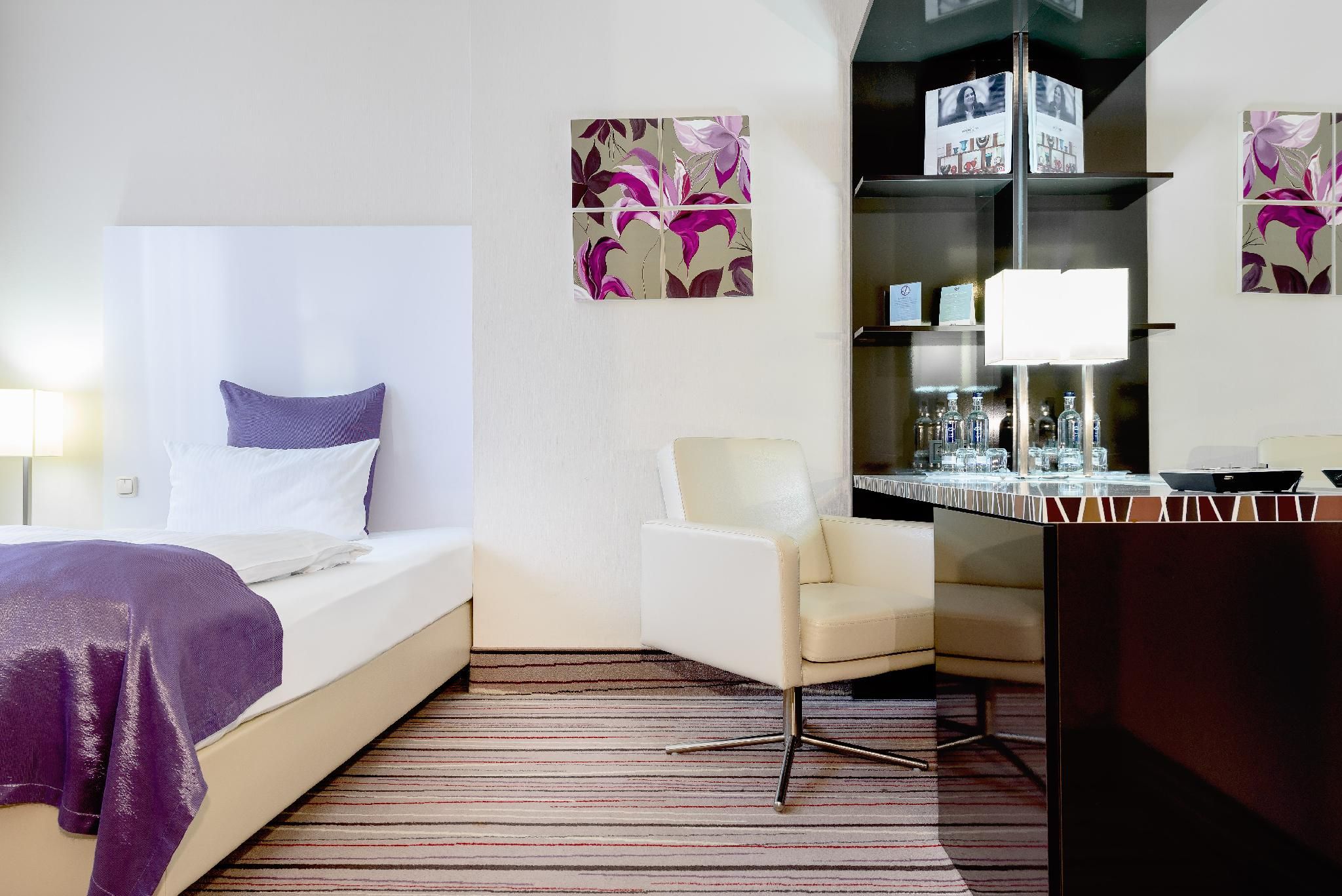 Standard Room with 1 Single Bed