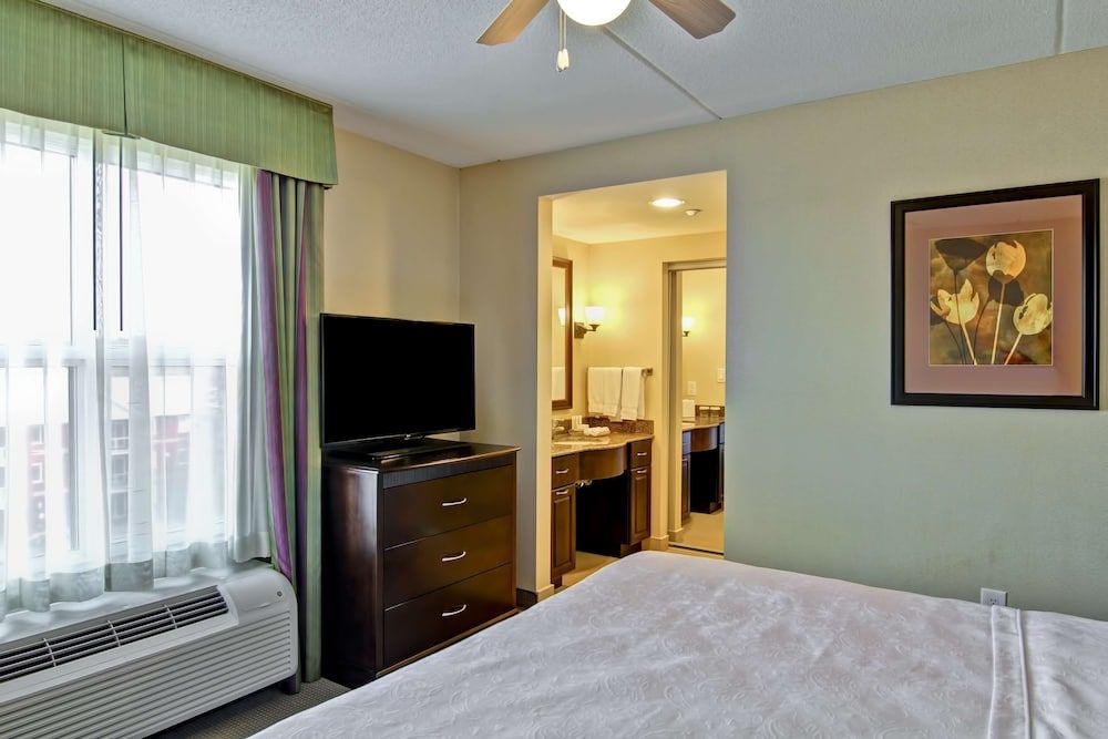 2 Bdrm Ste 2 King Beds NoSmkg