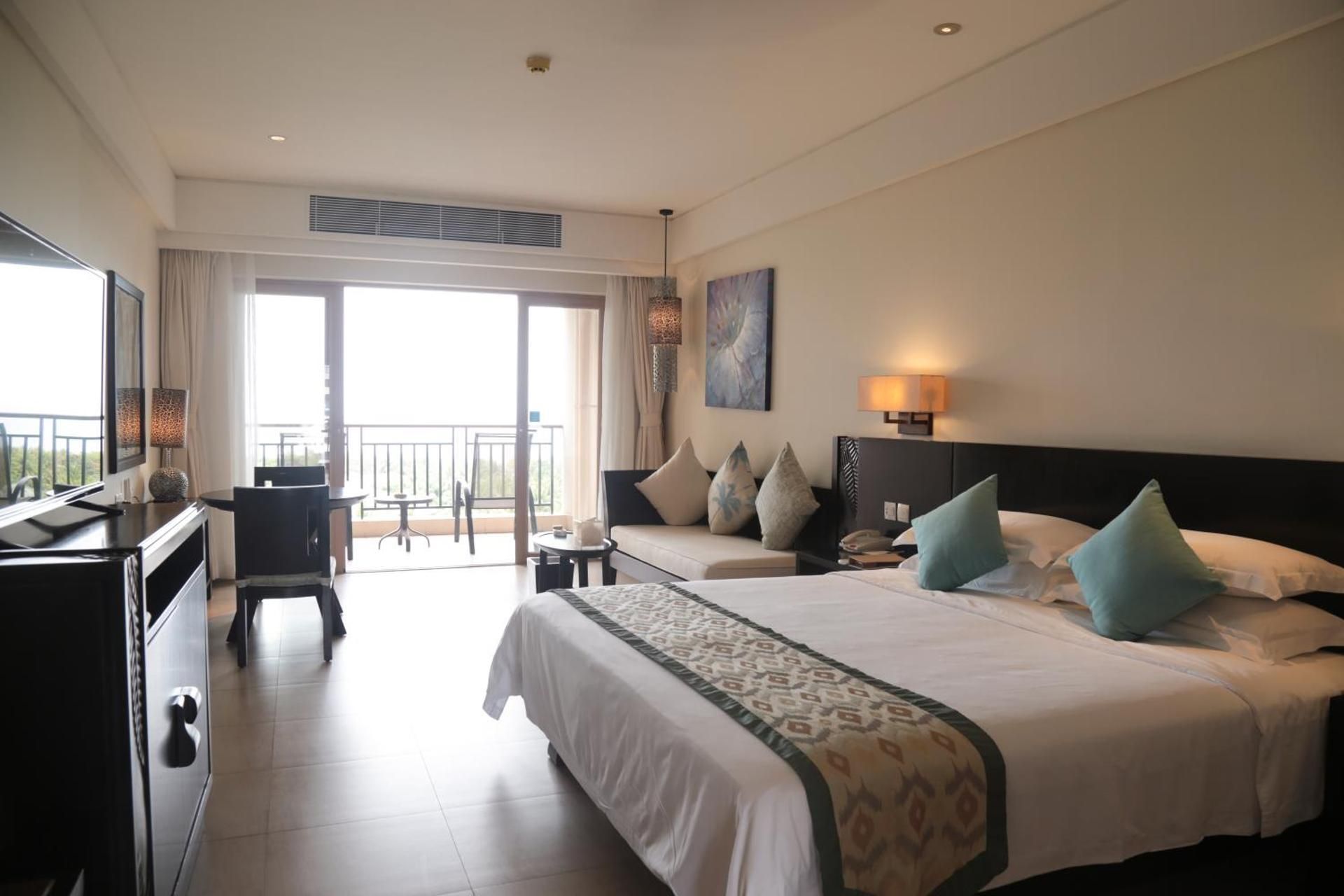 Supreme Seaview King Room