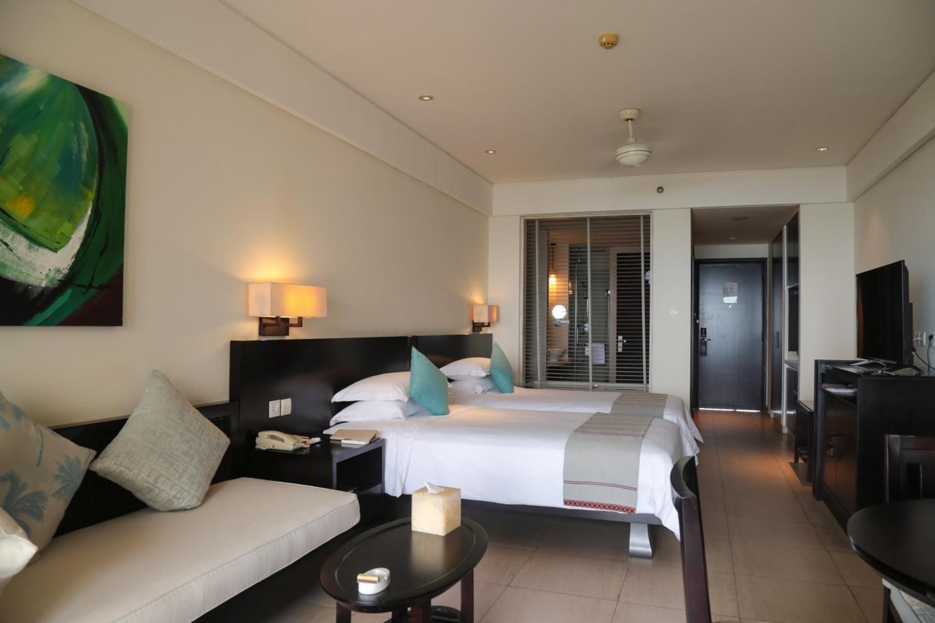 Standard Twin Room with Sea View