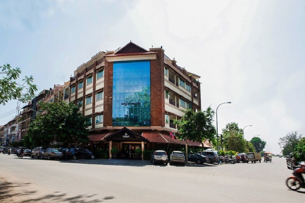 undefined Almond Hotel Sothearos 5
