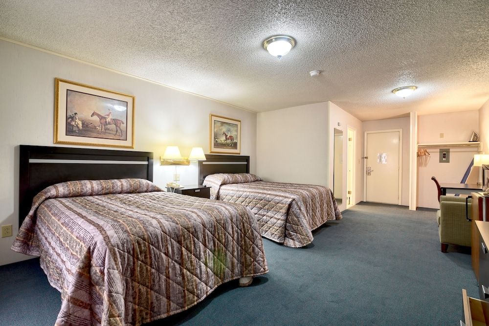 Courtside Room  2 Double Beds