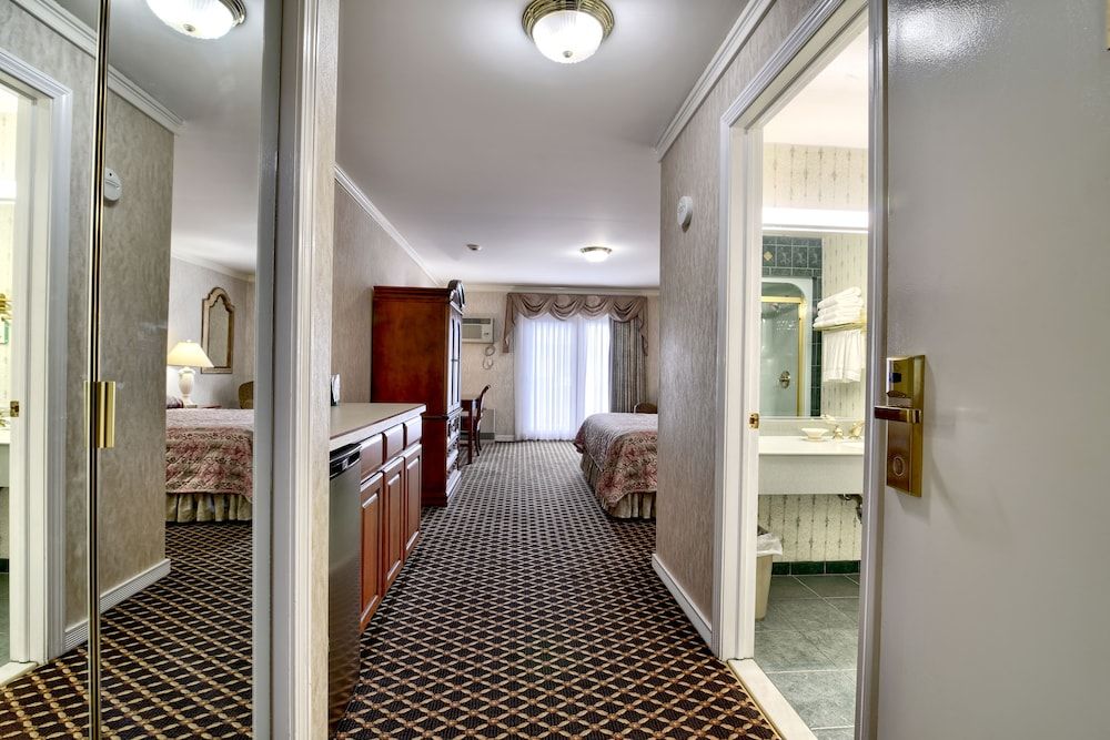 Val Kill Deluxe Room 1 King Bed