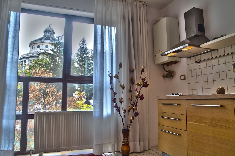 PRince Residence Apartments Studio, Kitchen, Garden View 17