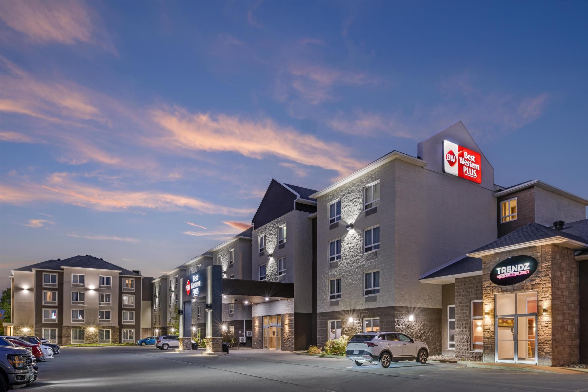 Best Western Plus Dartmouth Hotel & Suites