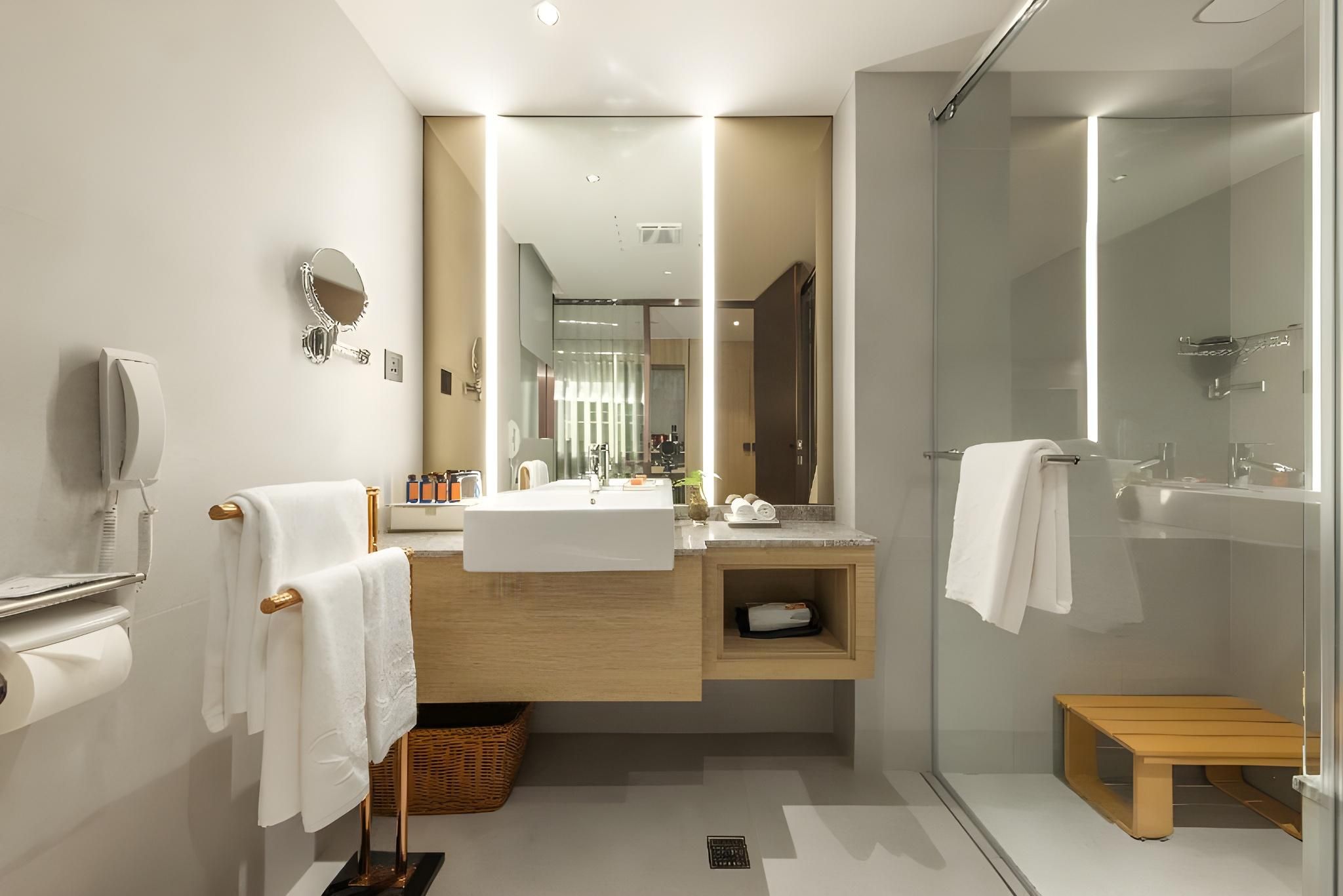 Premier Room with Twin Bed