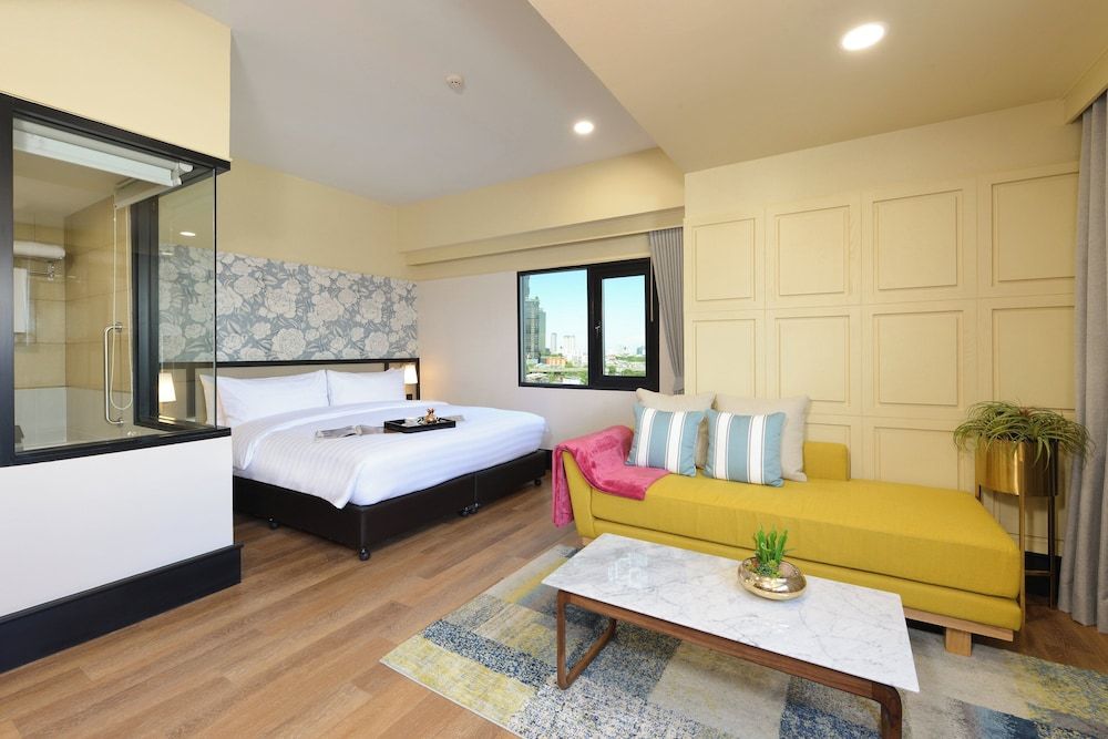 undefined Oakwood Hotel & Residence Bangkok 10