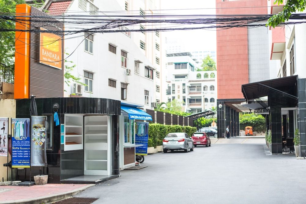 undefined Bandara Silom Suites 4