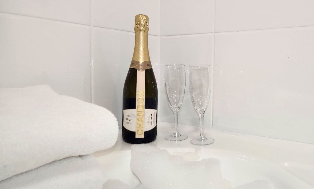 Pavilion on Northbourne Spa Suite 3