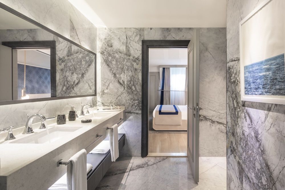 Hotel Vicenza Double or Twin Room 7