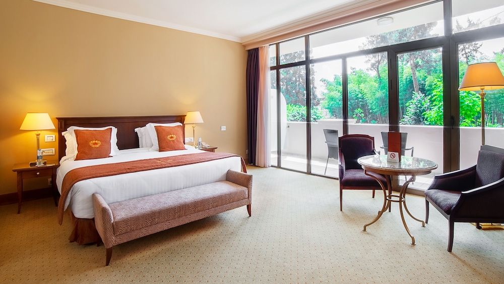 Deluxe Room, Garden View