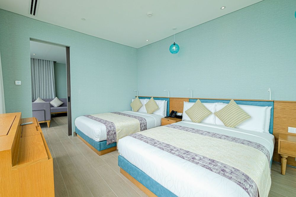 undefined Hotel H2O 7
