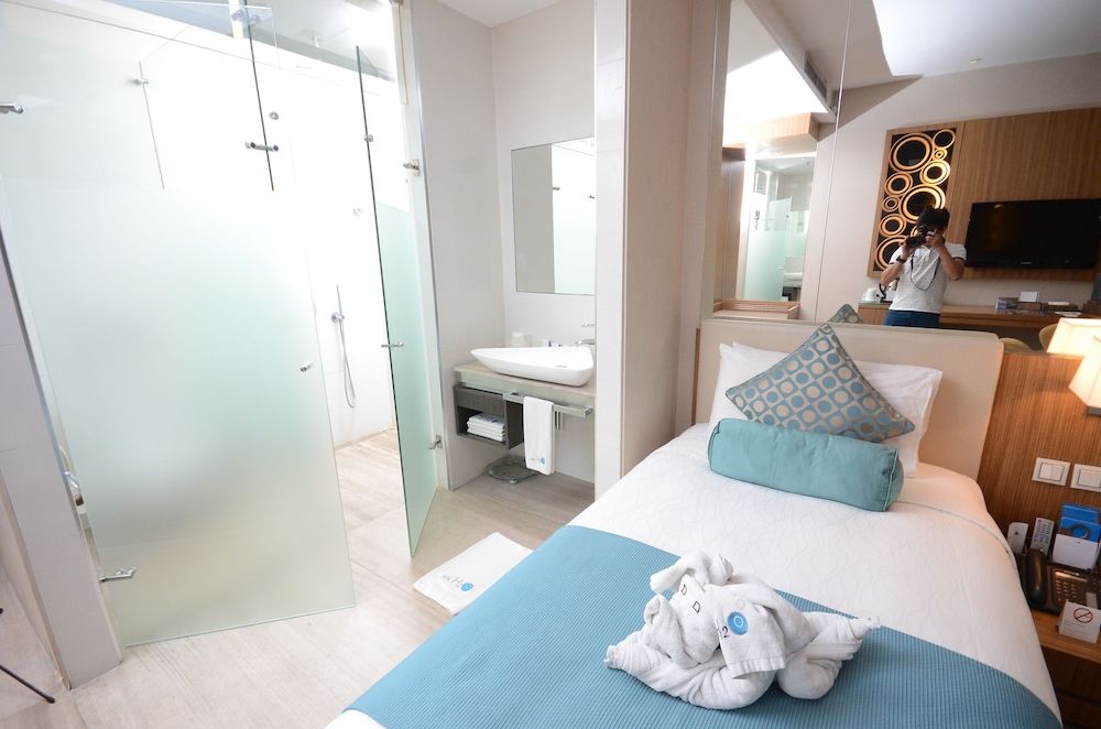 Hotel H2O Standard Room, 2 Twin Beds, Park View 8