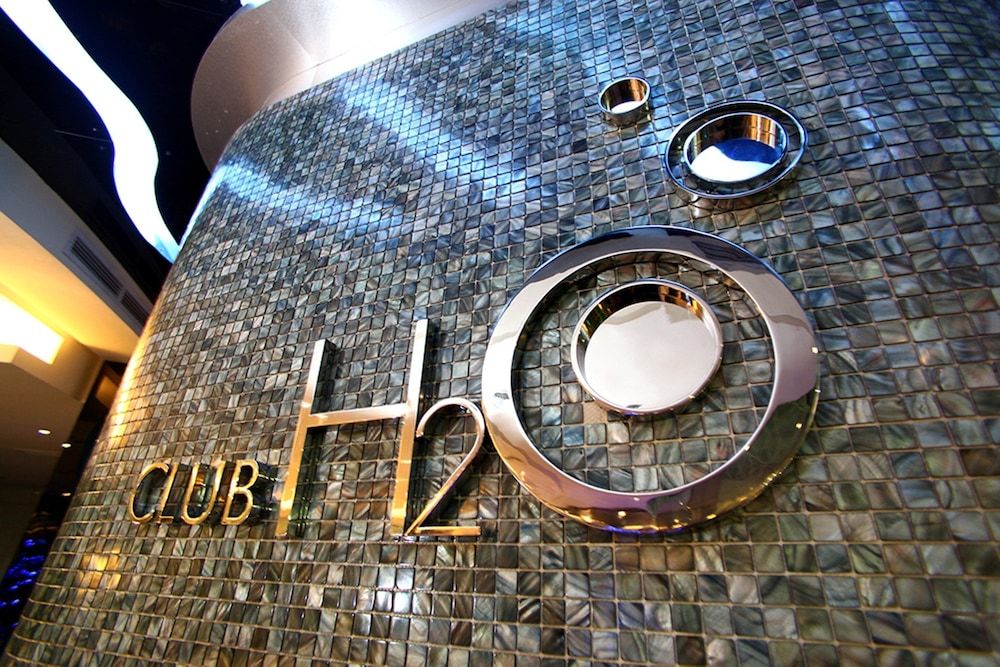 undefined Hotel H2O 6