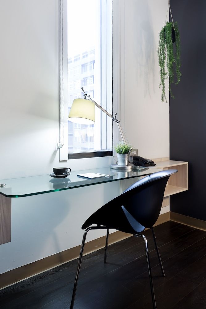 ibis Sydney Barangaroo Hotel Standard Room, 1 Queen Bed 6