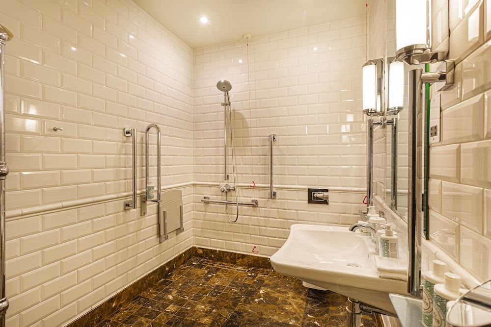 The Talbot Hotel, Malton, North Yorkshire Classic Double Room, Accessible 3