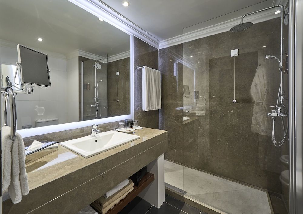 undefined PortoBay Falésia 6