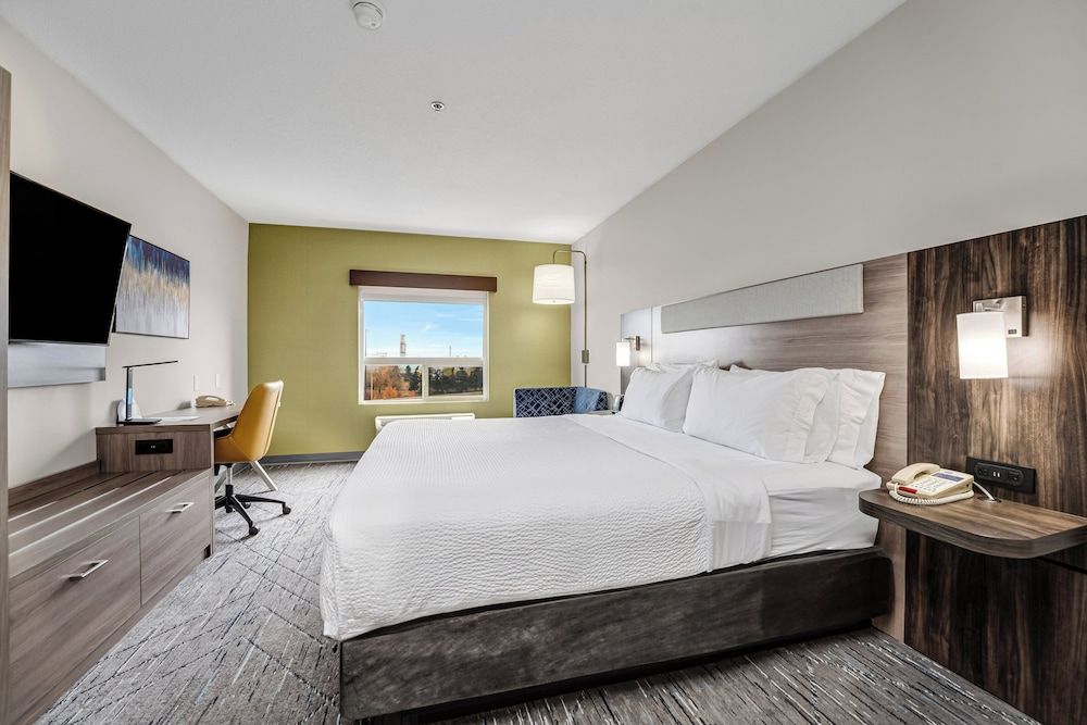 Standard Room, 1 King Bed with Sofa bed