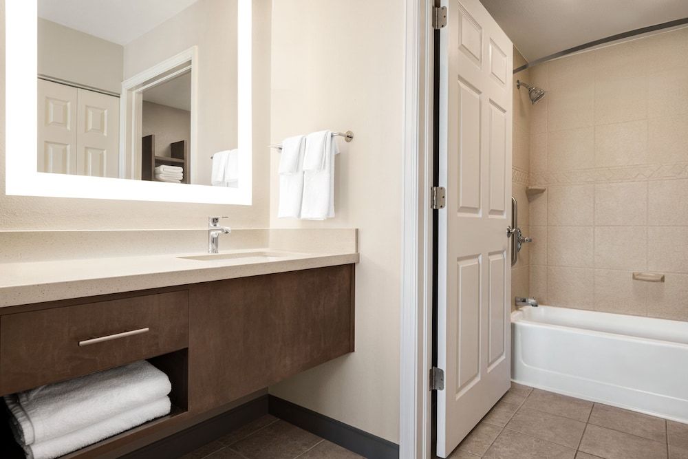 Suite, 1 Bedroom, Kitchen, 1 King