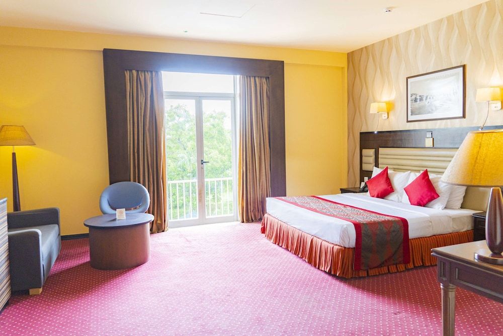 undefined Ramada by Wyndham Katunayake Colombo International Airport 2