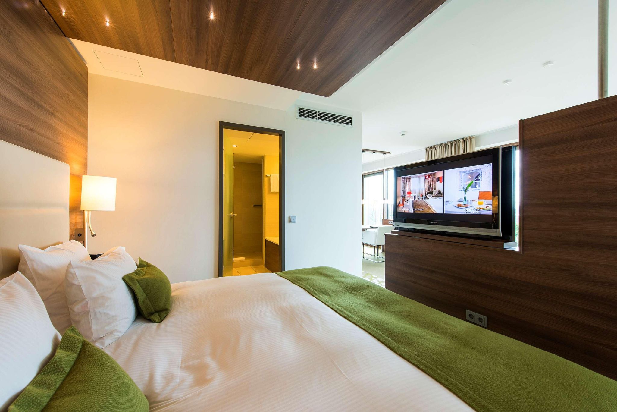 undefined Meliá Düsseldorf 10
