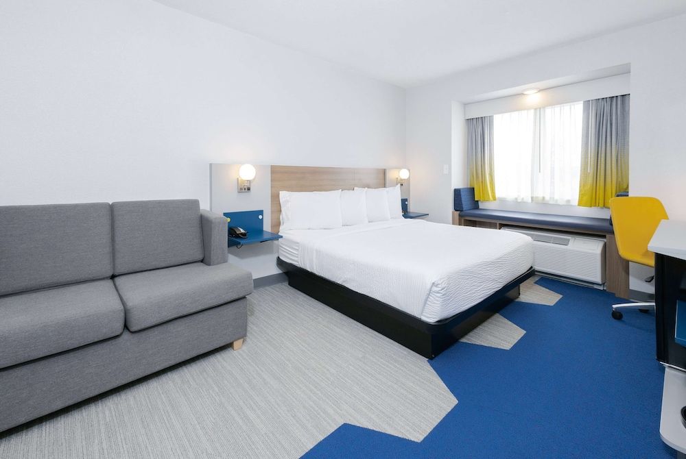 Room, 1 Queen Bed, Accessible, Non Smoking (Hearing)
