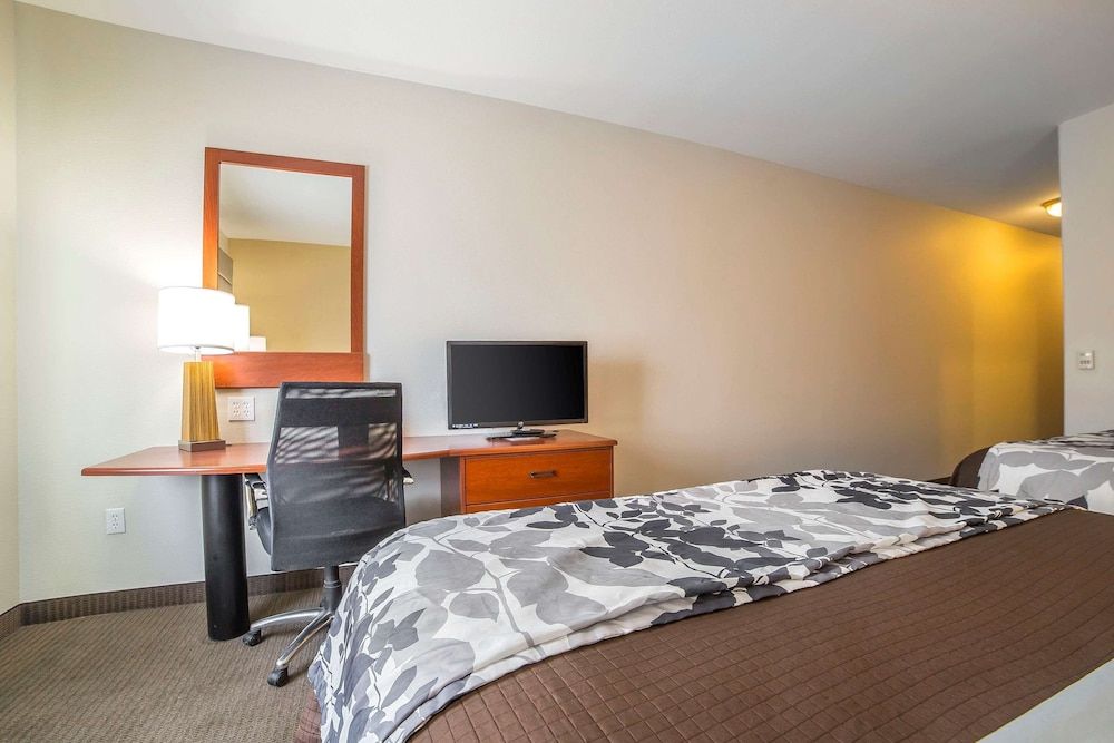 Standard Room, 2 Queen Beds, Non Smoking