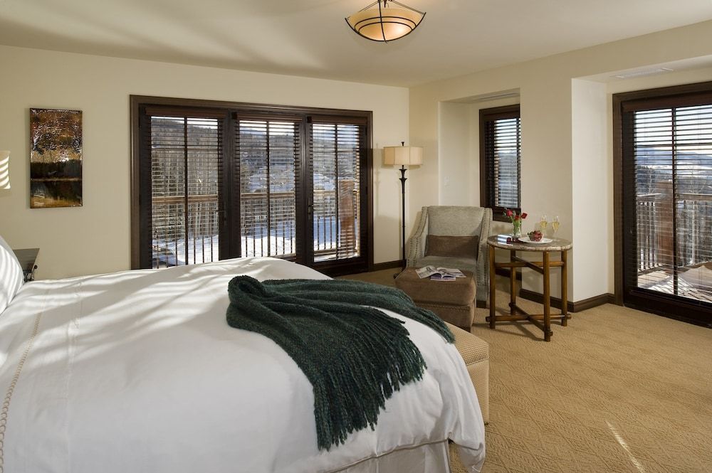 Room, 1 King Bed, Balcony